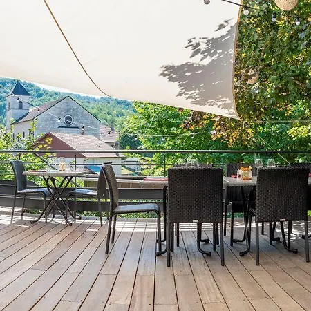 מלון Hotel-restaurant Le Sorgia 3*