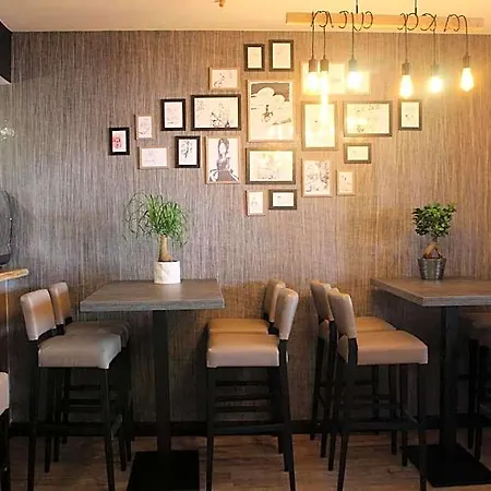 Hotel-restaurant Le Sorgia 3* Bellegarde-sur-Valserine